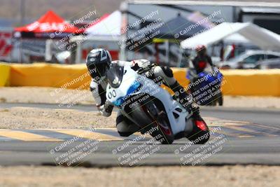 media/Apr-09-2022-SoCal Trackdays (Sat) [[c9e19a26ab]]/Turn 2 (1140am)/